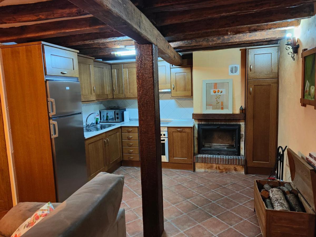 Casa Vieja Tabanera A 8 Min De Segoia Affittacamere Tabanera del Monte Esterno foto