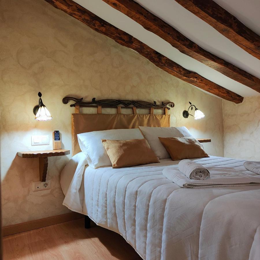 Casa Vieja Tabanera A 8 Min De Segoia Affittacamere Tabanera del Monte Esterno foto